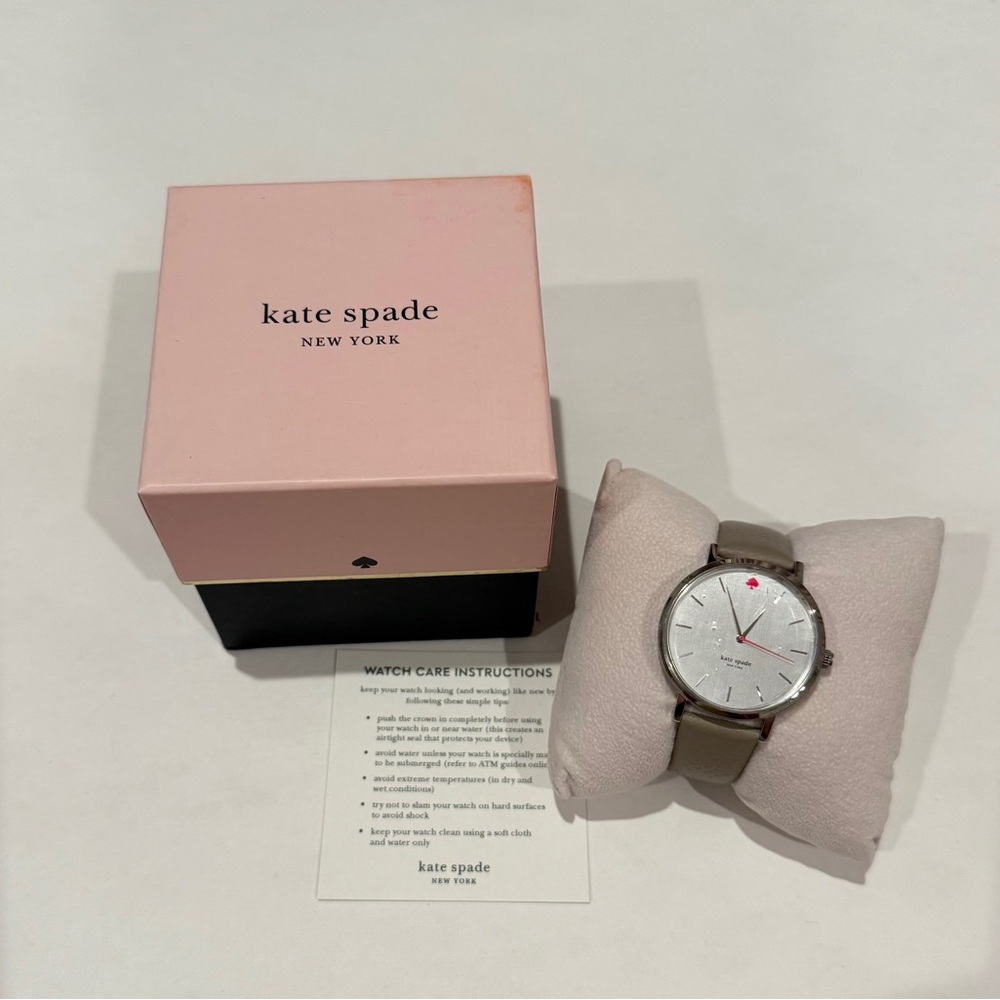 Kate Spade Silver Dial with Cream Strap Watch New with cover